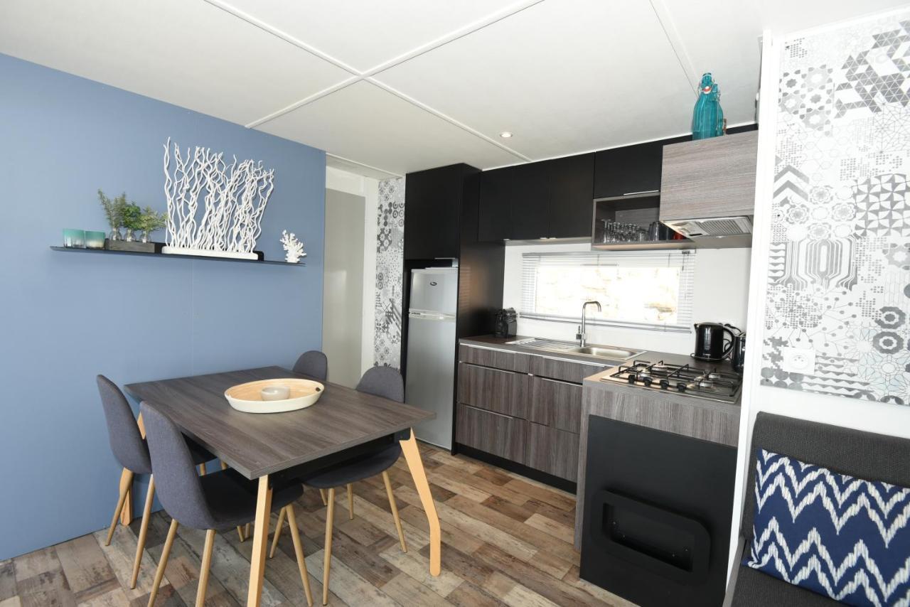 Saint-Raphaël Mobil Home Vue Sur Mer - Racine 03 מראה חיצוני תמונה